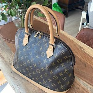 Purse 👜 in good condition